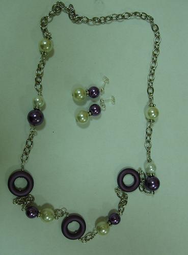 Bijoux: Parure collana e orecchini, realizzata da Ilaria